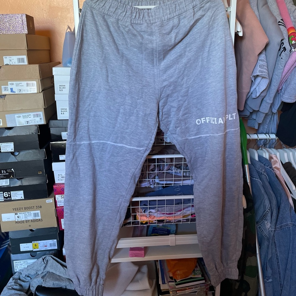 Grey Pretty Little Thing Sweatpants